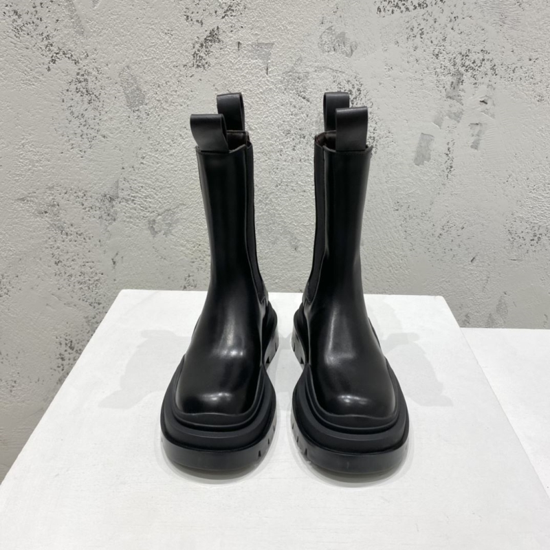 bo*te*ga Ve*ne*ta boots
